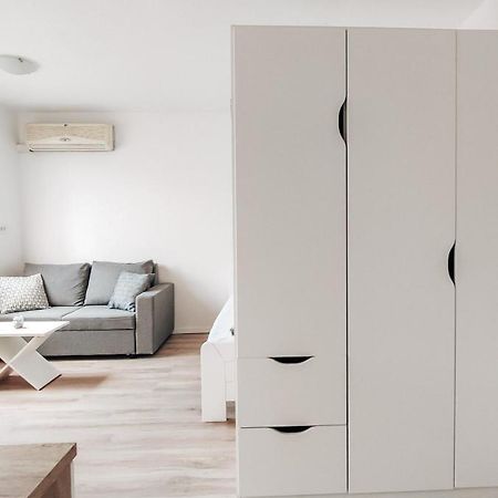 Studio Apartment Sanya Ljubljana Luaran gambar