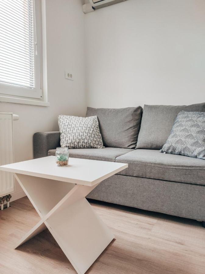 Studio Apartment Sanya Ljubljana Luaran gambar